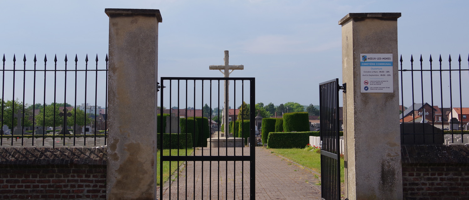 Cimetière Noeux village